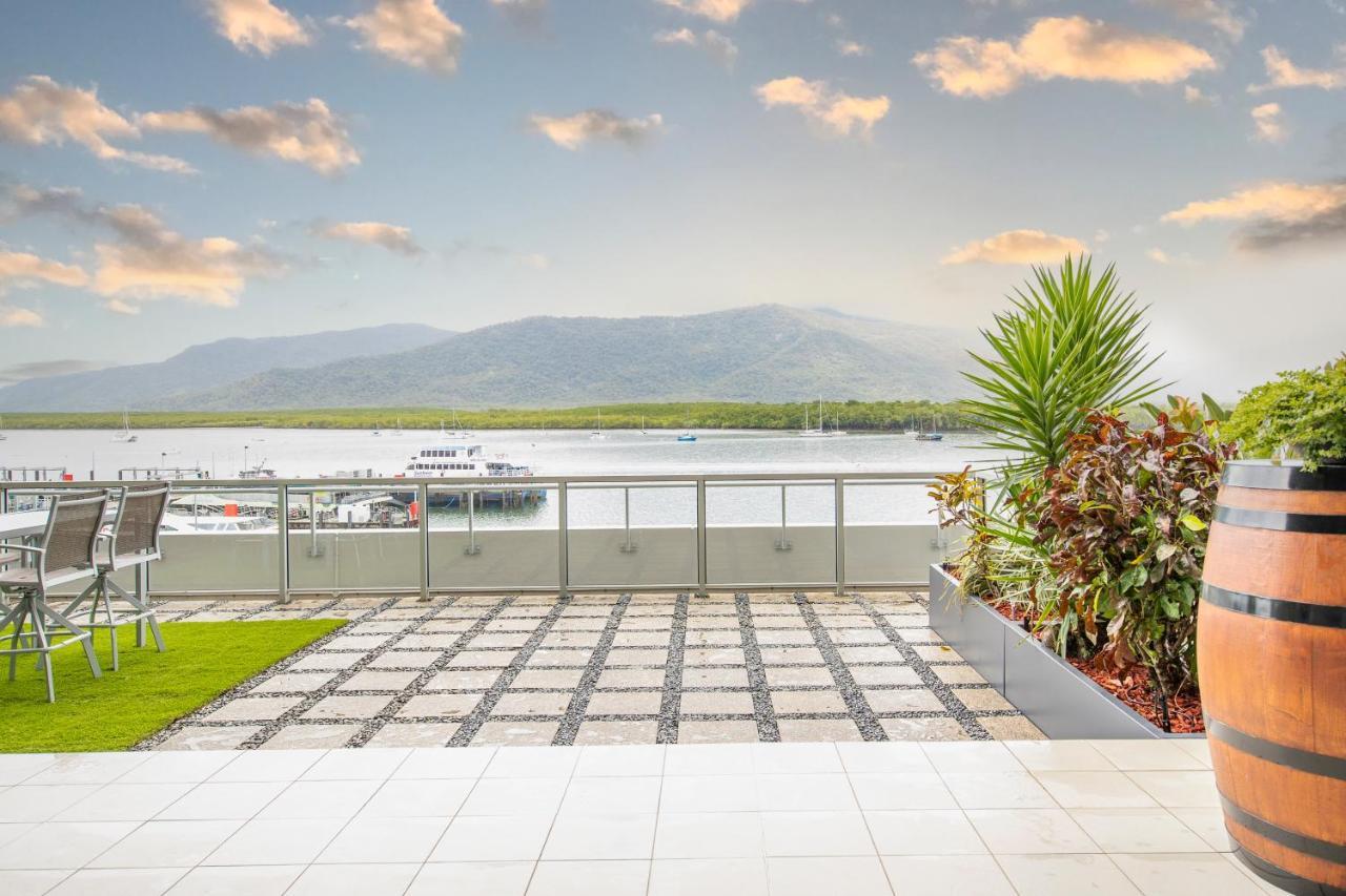 Cairns Waterfront Luxury At Harbourlights Apartment Exterior foto